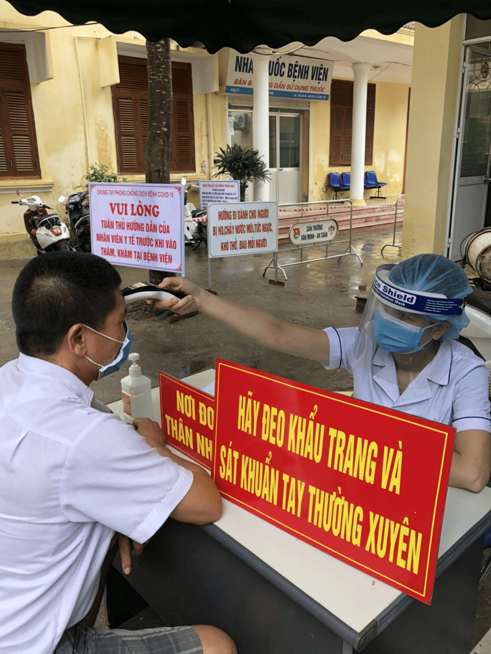 Bệnh viện Mắt Hải Phòng chủ động trong công tác phòng chống dịch bệnh COVID-19