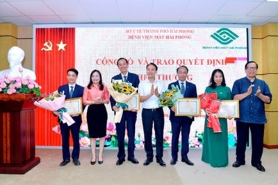 Bệnh viện Mắt Hải Phòng kỷ niệm 15 năm thành lập